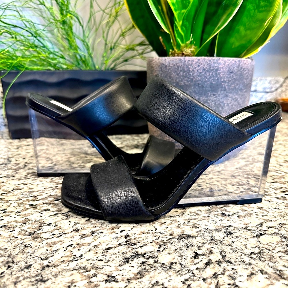 Steve Madden Isa Black wedge sandals